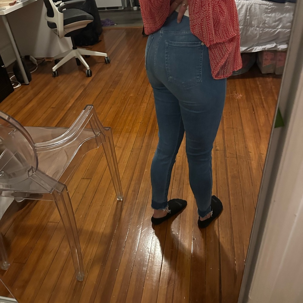 7 For All Mankind Light Blue Skinny Jeans - Picture 2 of 3